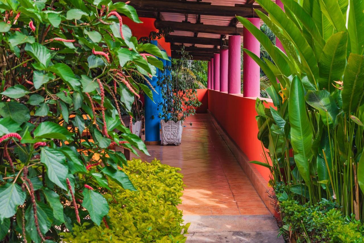 Aparthotel Jardin Tropical Bujumbura Esterno foto