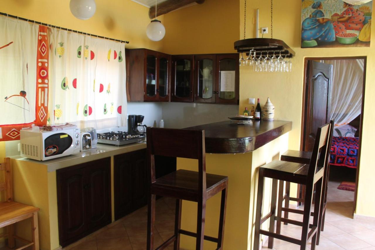 Aparthotel Jardin Tropical Bujumbura Esterno foto