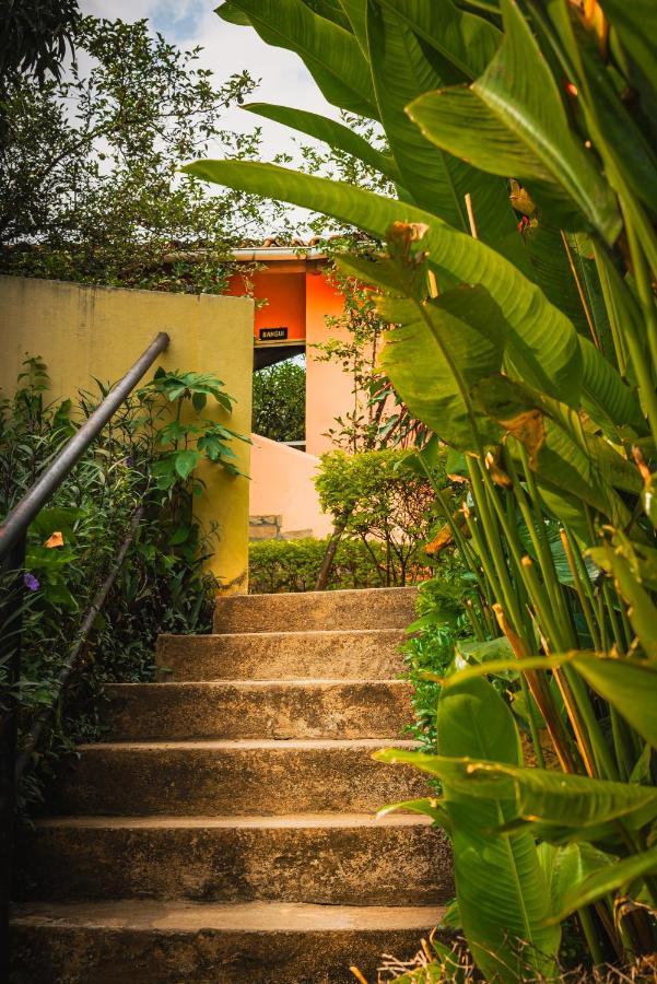 Aparthotel Jardin Tropical Bujumbura Esterno foto