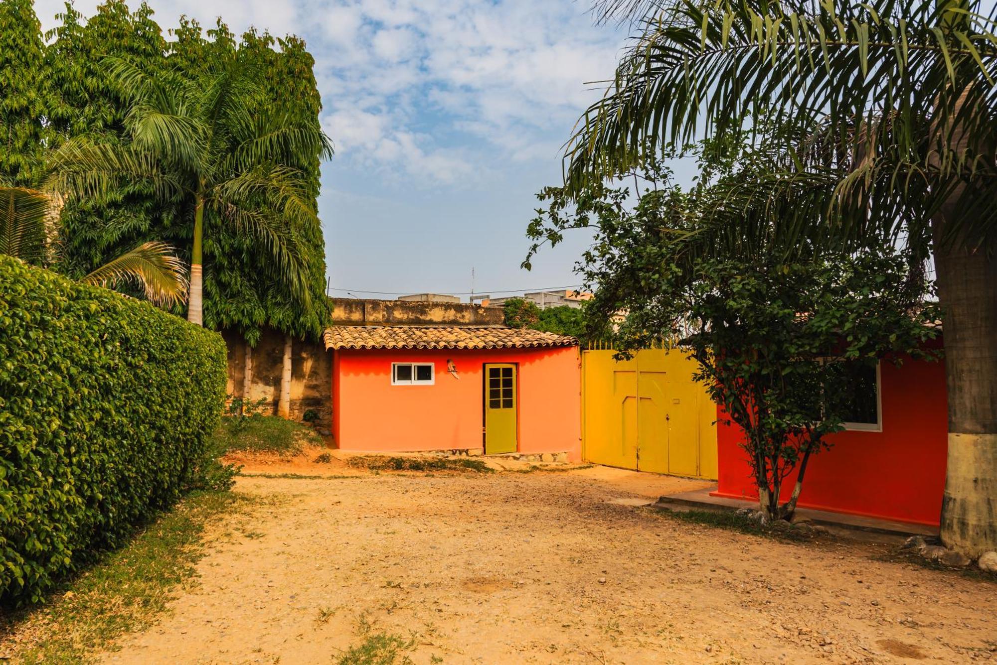 Aparthotel Jardin Tropical Bujumbura Esterno foto