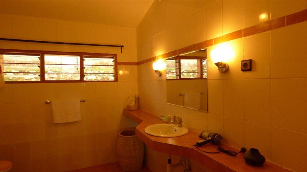 Aparthotel Jardin Tropical Bujumbura Esterno foto